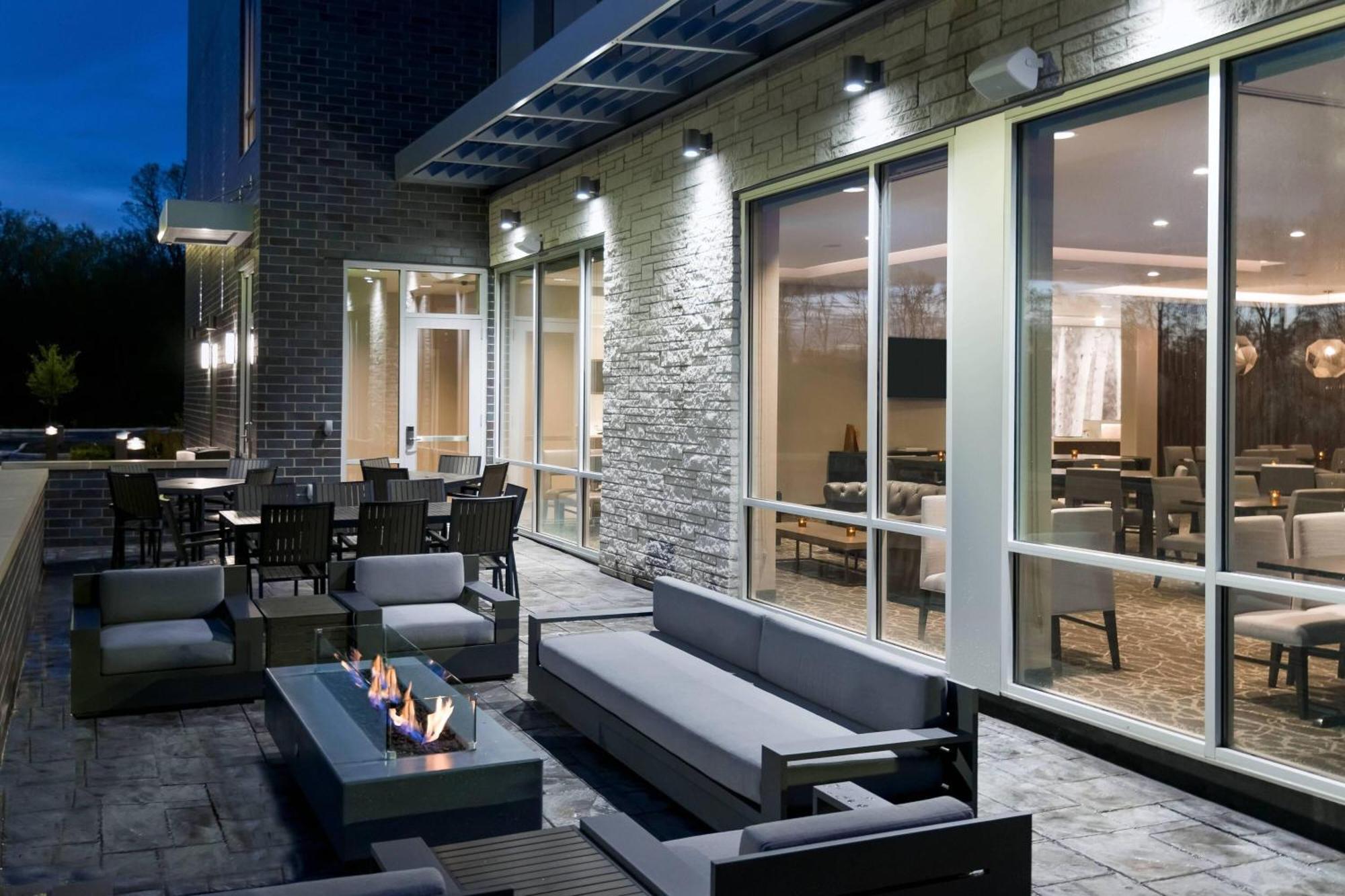 Springhill Suites By Marriott Indianapolis Westfield Exterior photo
